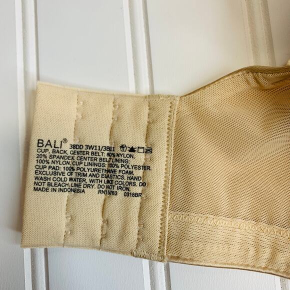 NWT Bali Nude Underwire Bra 38DD Smoothing Full Coverage - Picture 7 of 8